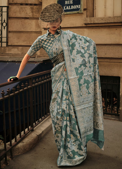 siya fashion engagement wear saree surat